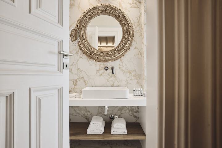 Clean Restrooms