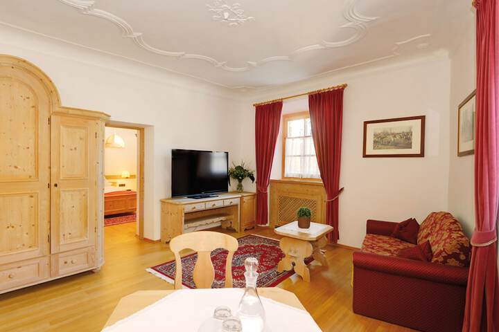 Room 12 of 86