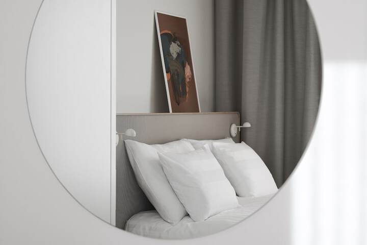Room 5 of 36