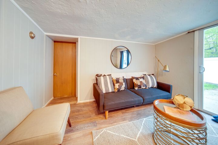 Room 11 of 24