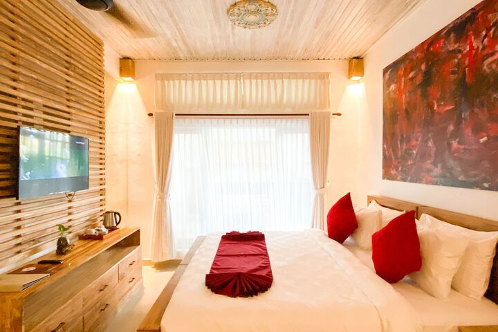Room 2 of 130