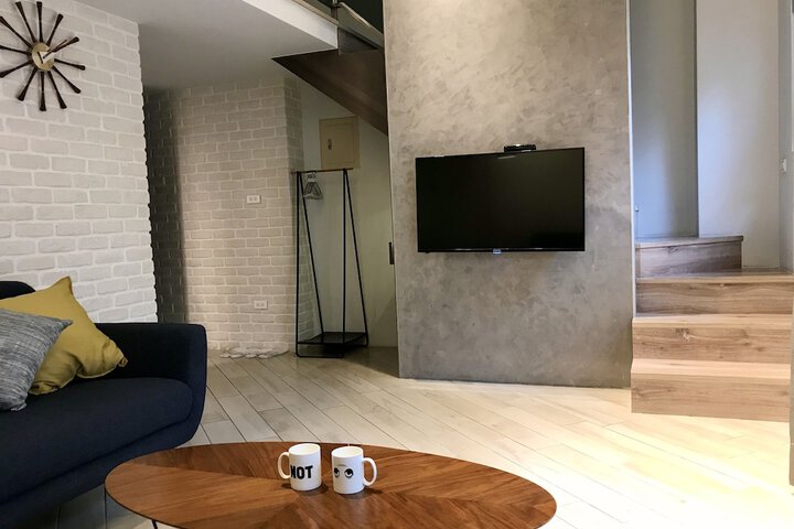 Room 52 of 100
