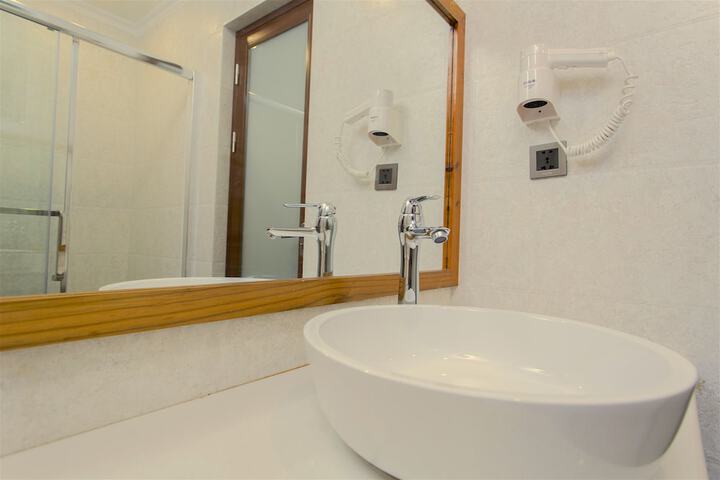 Room 20 of 50