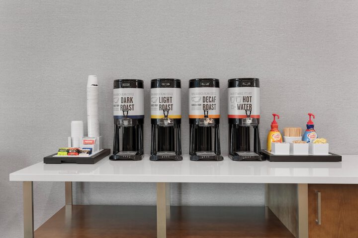 Breakfast/Coffee Service 29 of 35