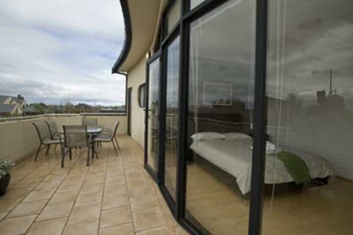 Terrace/Patio 4 of 40