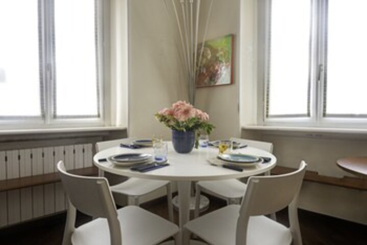 Dining 5 of 22