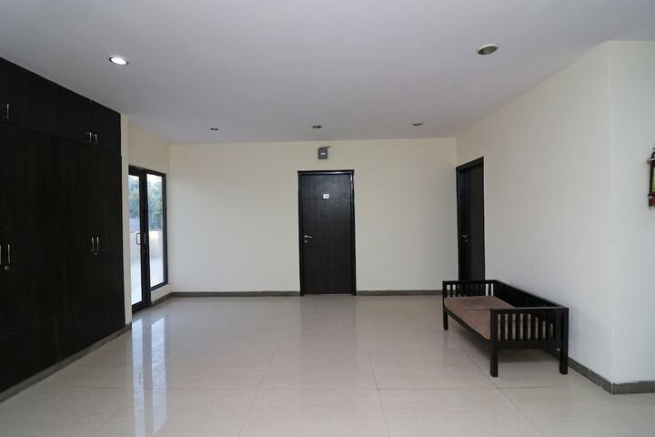Hotel Interior 7 of 24