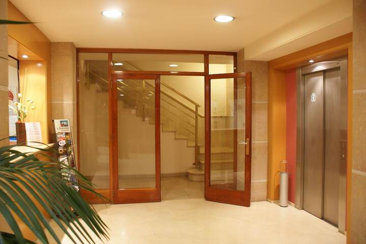 Reception hall