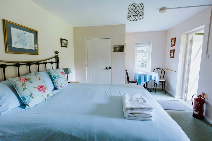 Room 8 of 20