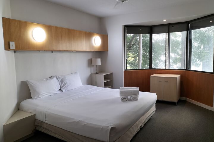 Room 12 of 60