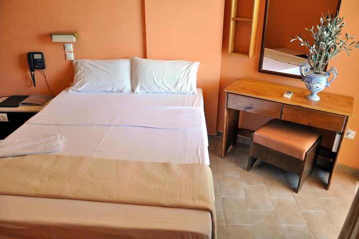 Room 19 of 56
