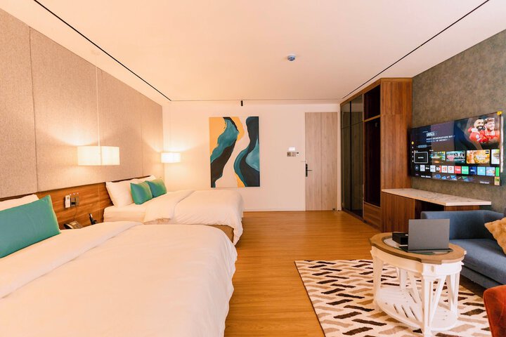 Room 20 of 74