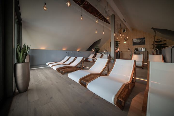 Spa 19 of 51