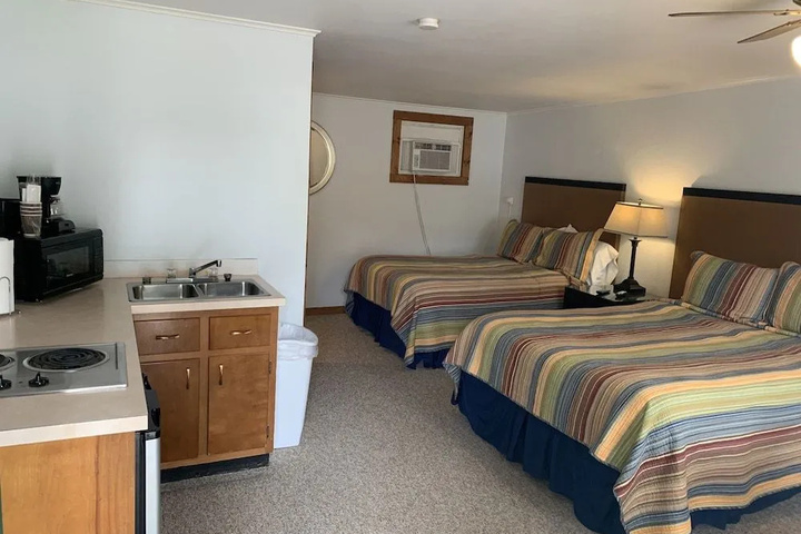 Room 2 of 9