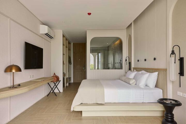 Room 22 of 101