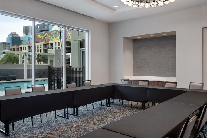 Meeting facility