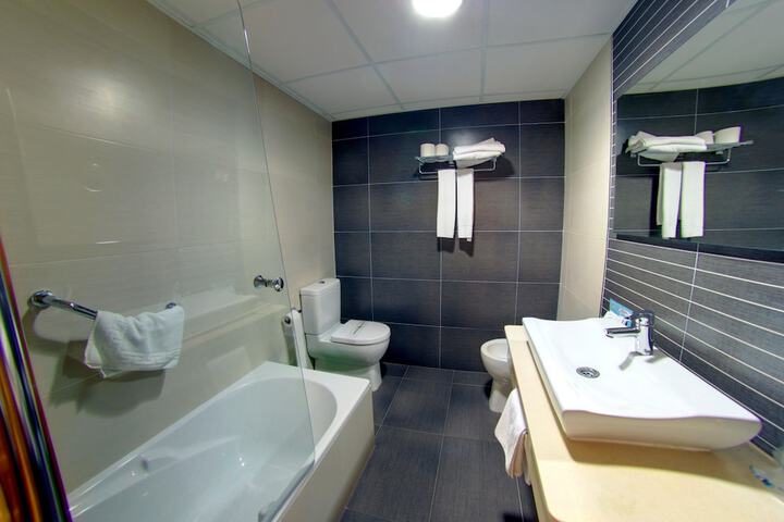 Bath Photo