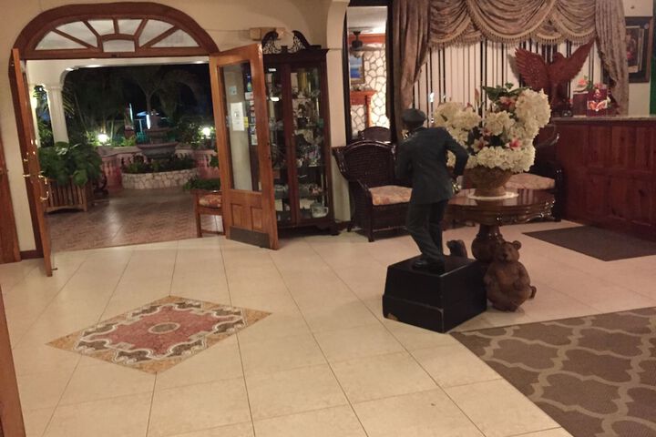 Hotel 3 of 162