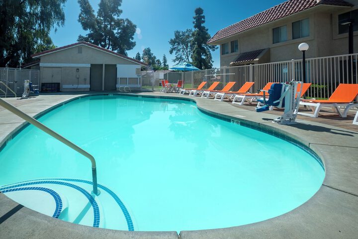 Pool Hotel
