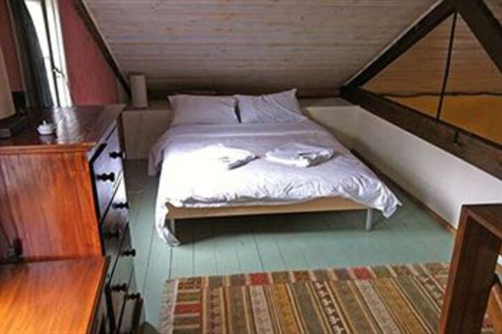 Room 16 of 191