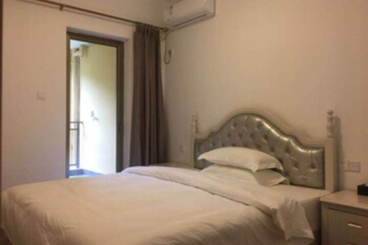 Room 38 of 54