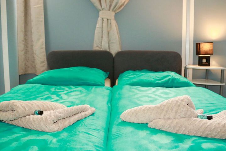 Room 3 of 36
