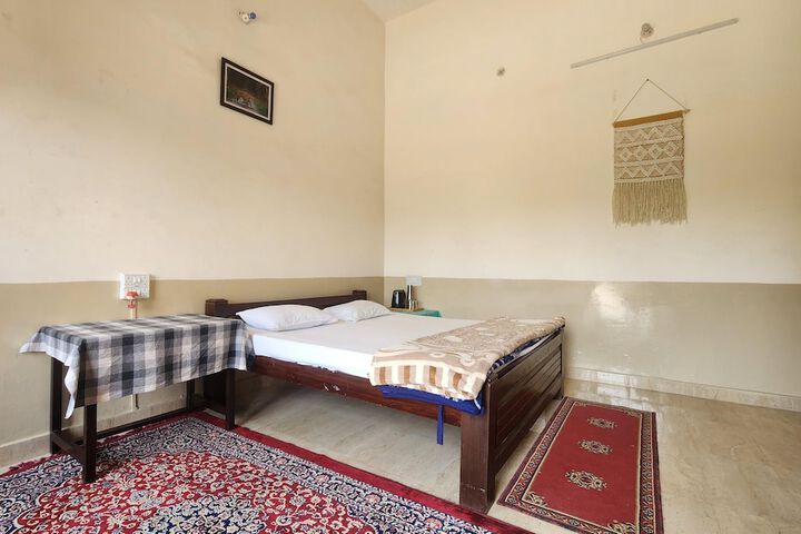 Room 4 of 29