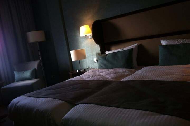 Room 14 of 38