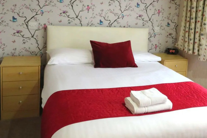 guest_rooms