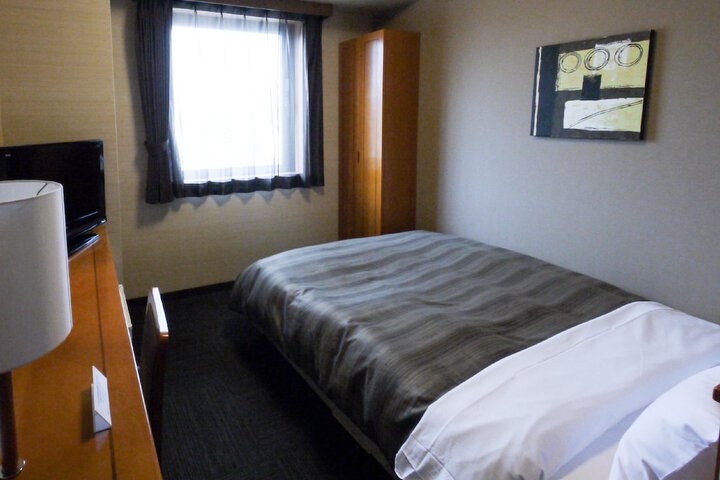 Room 6 of 22