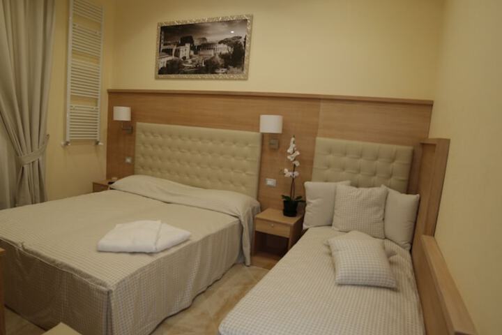 Room 29 of 64