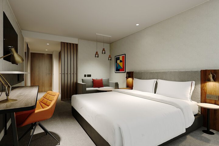 Room 32 of 128