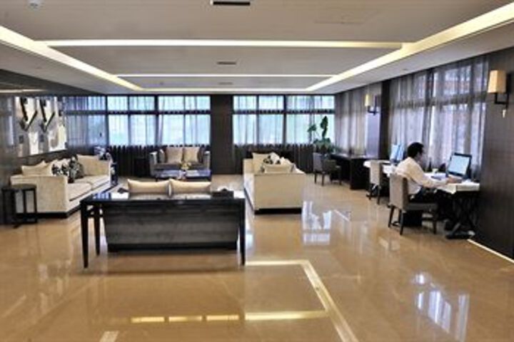 Hotel Interior 22 of 28