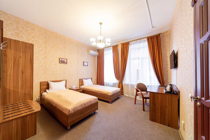 Room 7 of 51