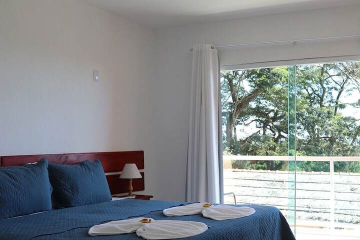Room 3 of 25