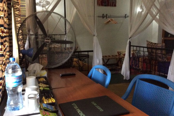 Room 14 of 63