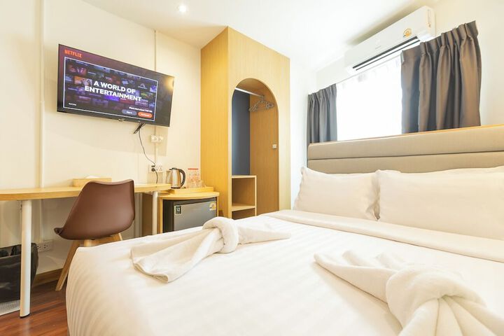 Room 40 of 132