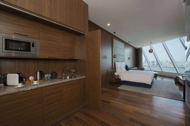 Room 32 of 104
