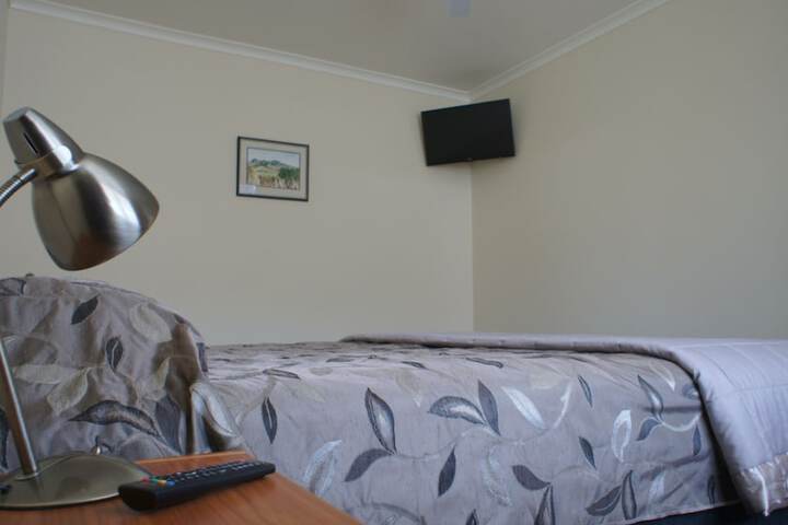 Room 9 of 93