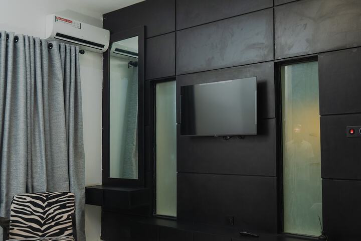 Room 6 of 46