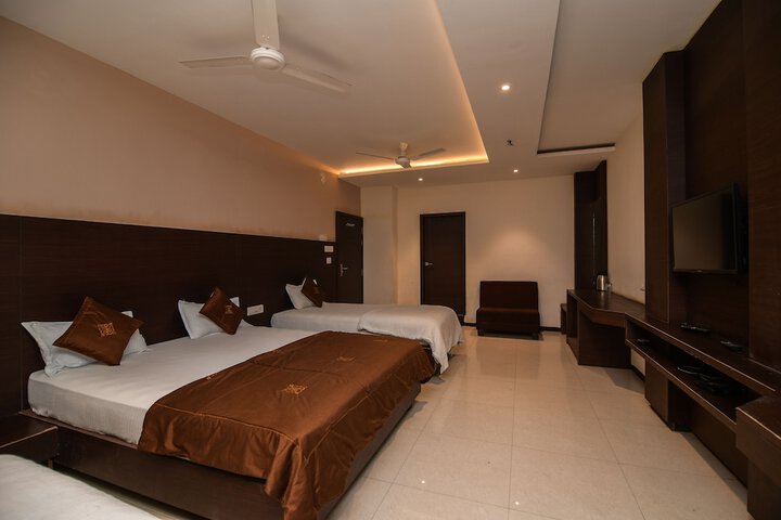 Room 17 of 57