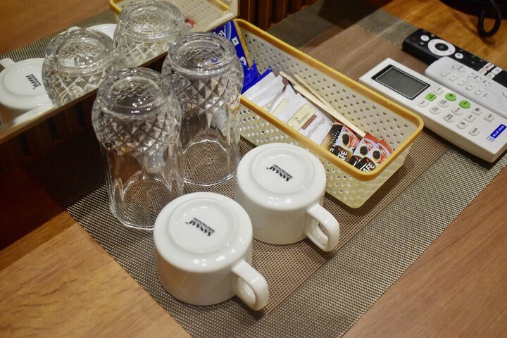 Breakfast/Coffee Service 26 of 41