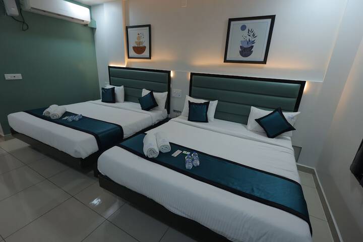 Room 30 of 48