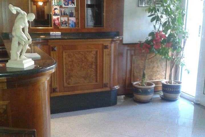 Hotel Interior 4 of 26