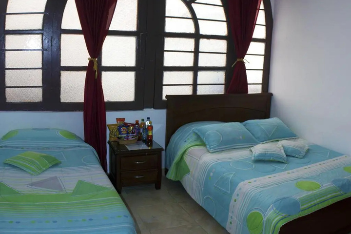 Room 7 of 14