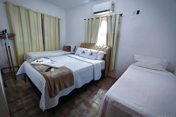 Room 2 of 18