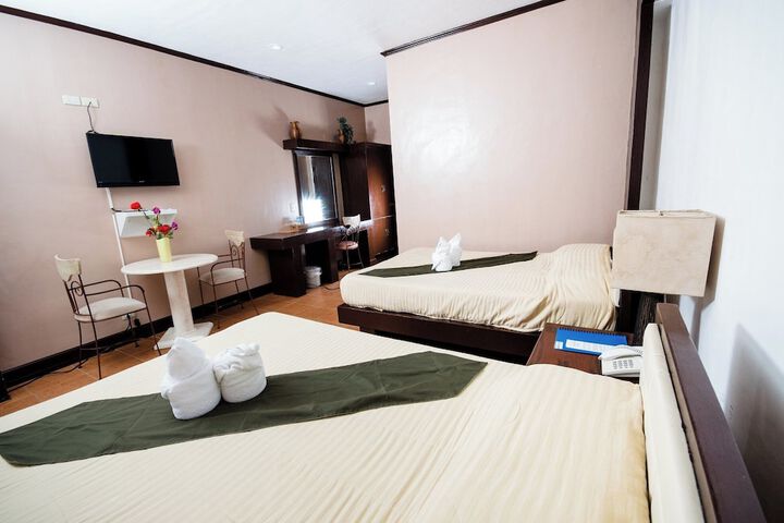Room 9 of 23