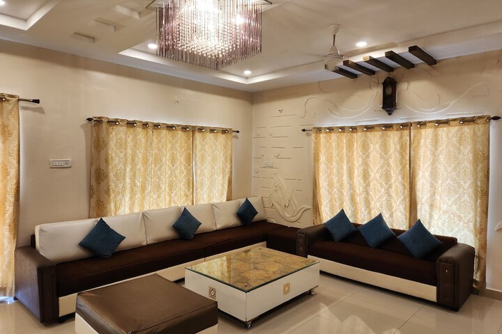 Room 8 of 49