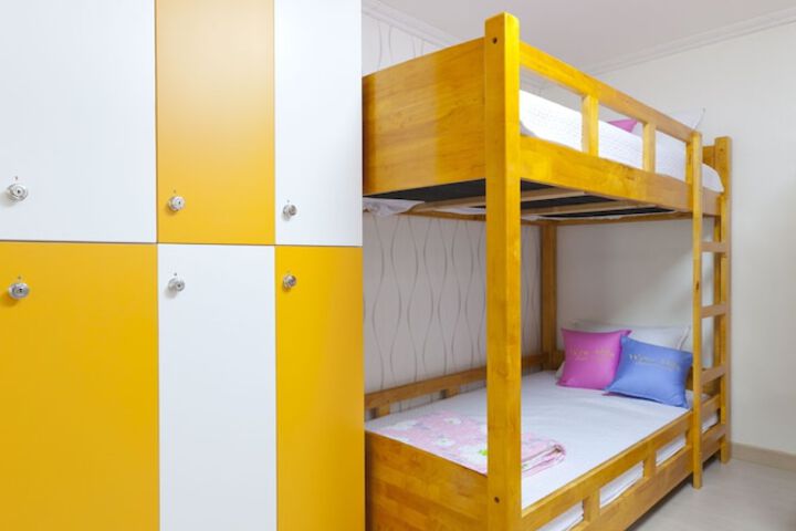 Room 16 of 70