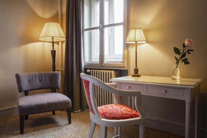 Room 46 of 84